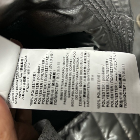 *NEW* LOVE MOSCHINO SILVER PUFFER JACKET - Picture 7 of 13